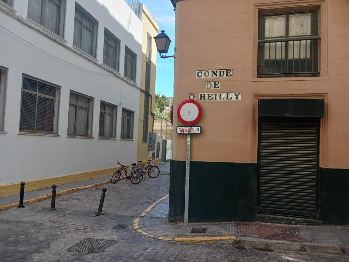 Privada Con Bano. Séjour chez l'habitant Cadix